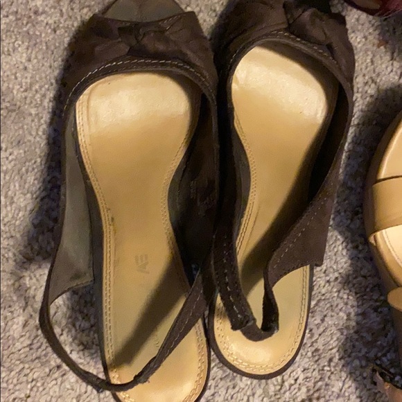 Women’s Fashion Brand shoes - Sizes 10-11 Wide !!! - Picture 9 of 9